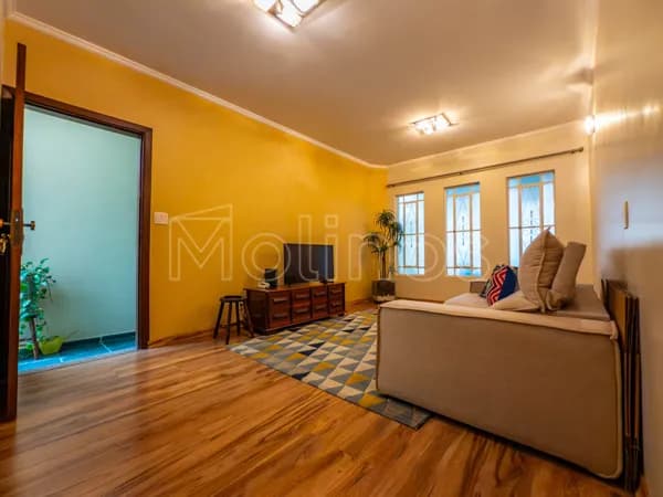 Oportunidade única na Mooca: Sobrado de 129m2 com edícula e excelente localização!