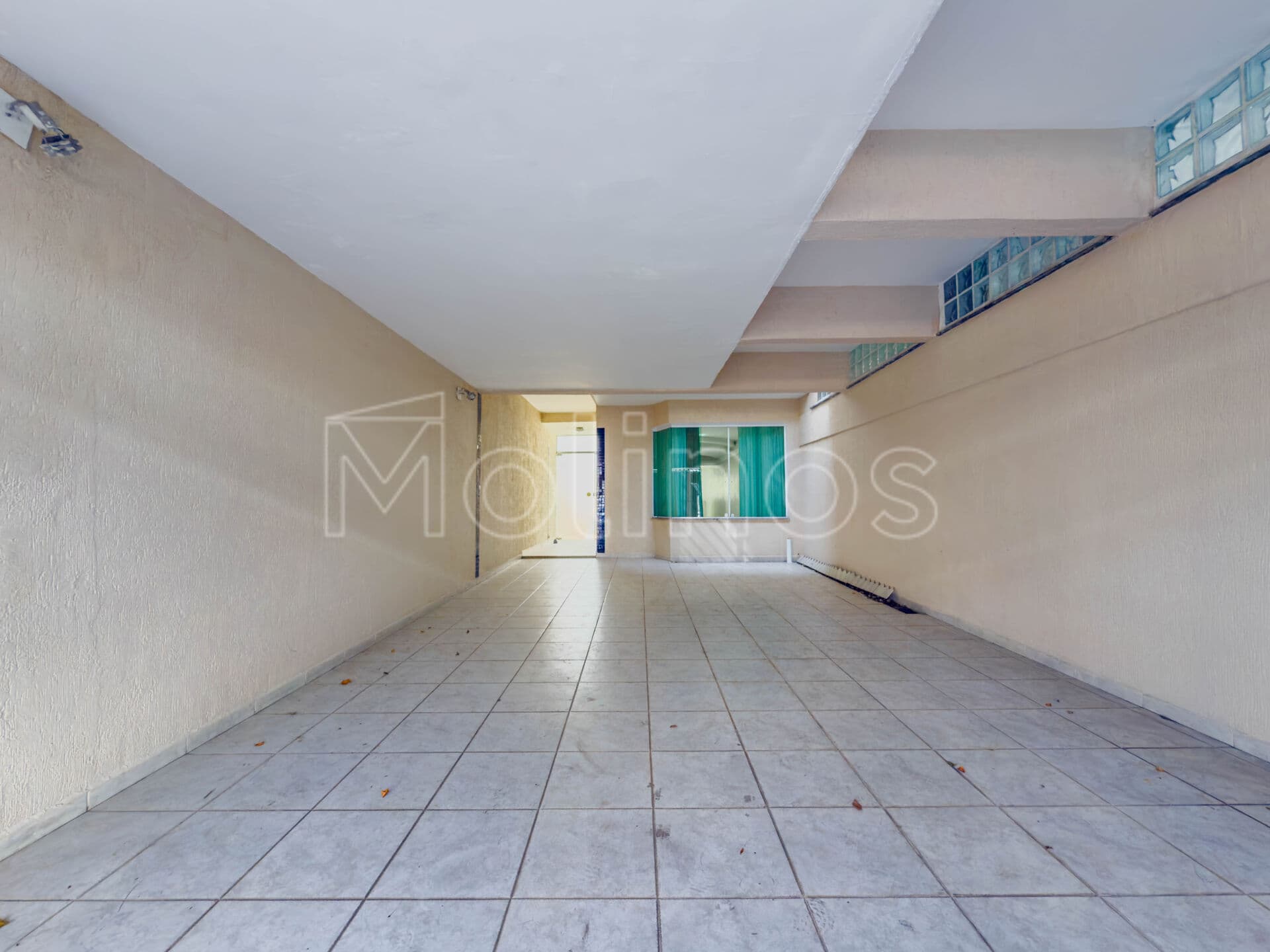 Casa Sobrado 3 suítes e 4 vagas de garagem