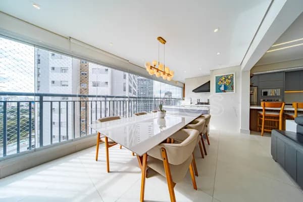 Lindo Apartamento de 110m² com 3suítes a venda porteira fechada no Tatuapé