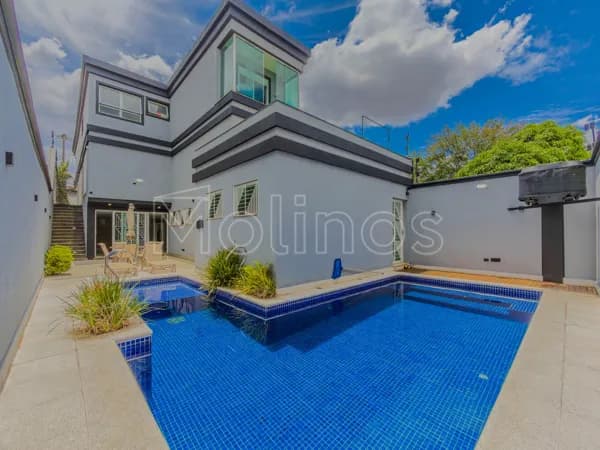 Casa Espetacular com Piscina a 900m² do Shopping Anália Franco