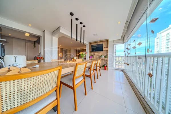 Apartamento Alto Padrão de 164m² com 3 suítes e 3 vagas de garagem, a venda no The Garden Seasons Tatuapé