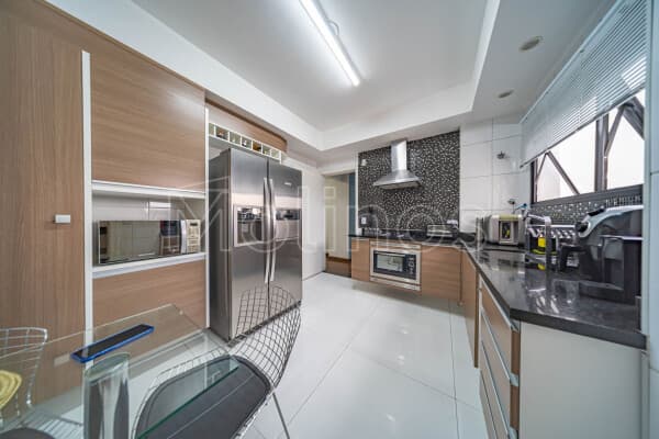 Apartamento a venda no bairro Anália Franco 3 suítes