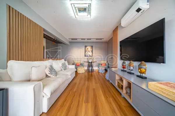 Apartamento com 3 suítes e 2 vagas de garagem no Tatuapé