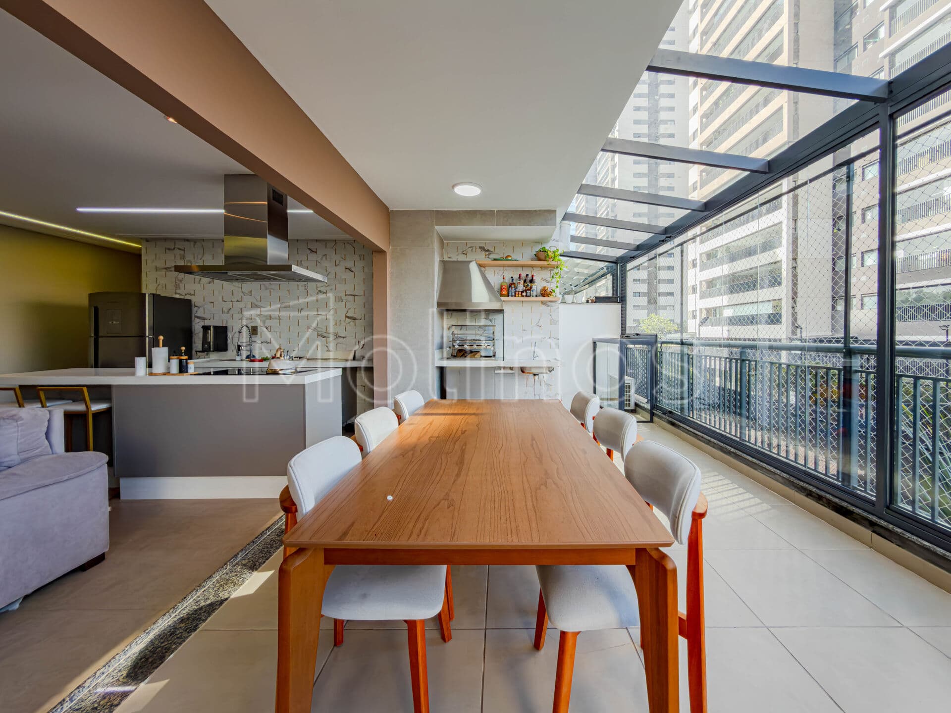 Oportunidade Única no Tatuapé! Garden Espaçoso com 3 Dorms, 2 Vagas e Depósito