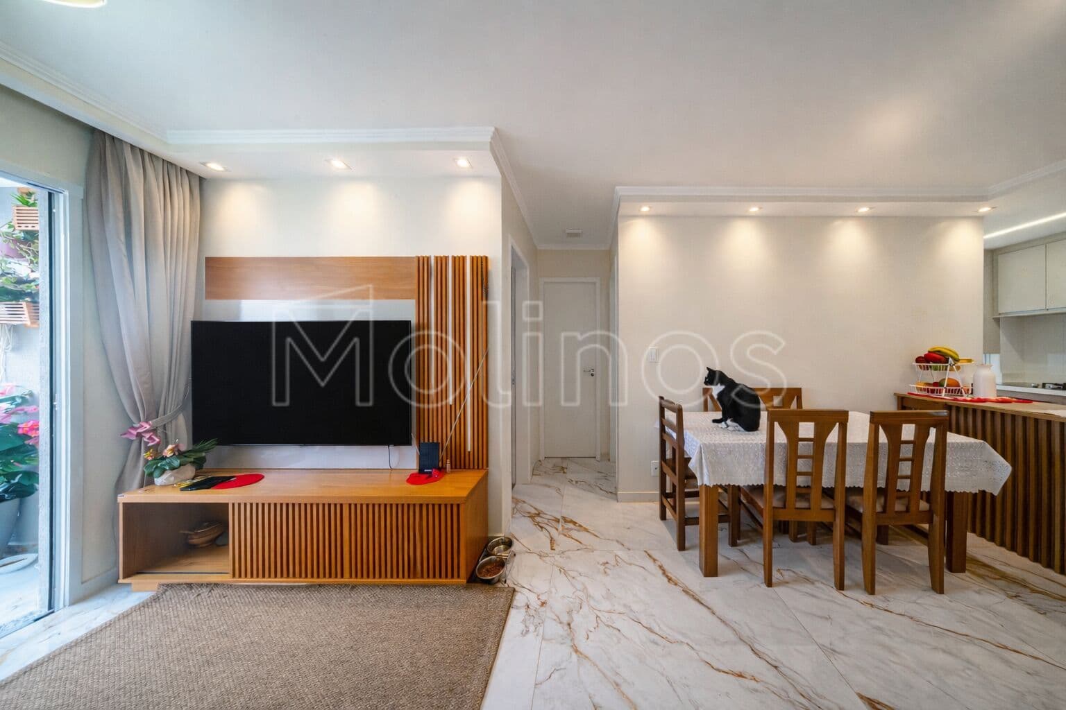 Apartamento no Belém - 55 m² - 2 dormitórios - Varanda - 200 m do Metro Belém