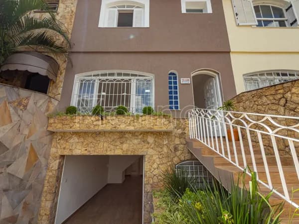 Sobrado Novo no Tatuapé – 180 m² | 4 Dorms (1 Suíte) | 3 Vagas | Oportunidade