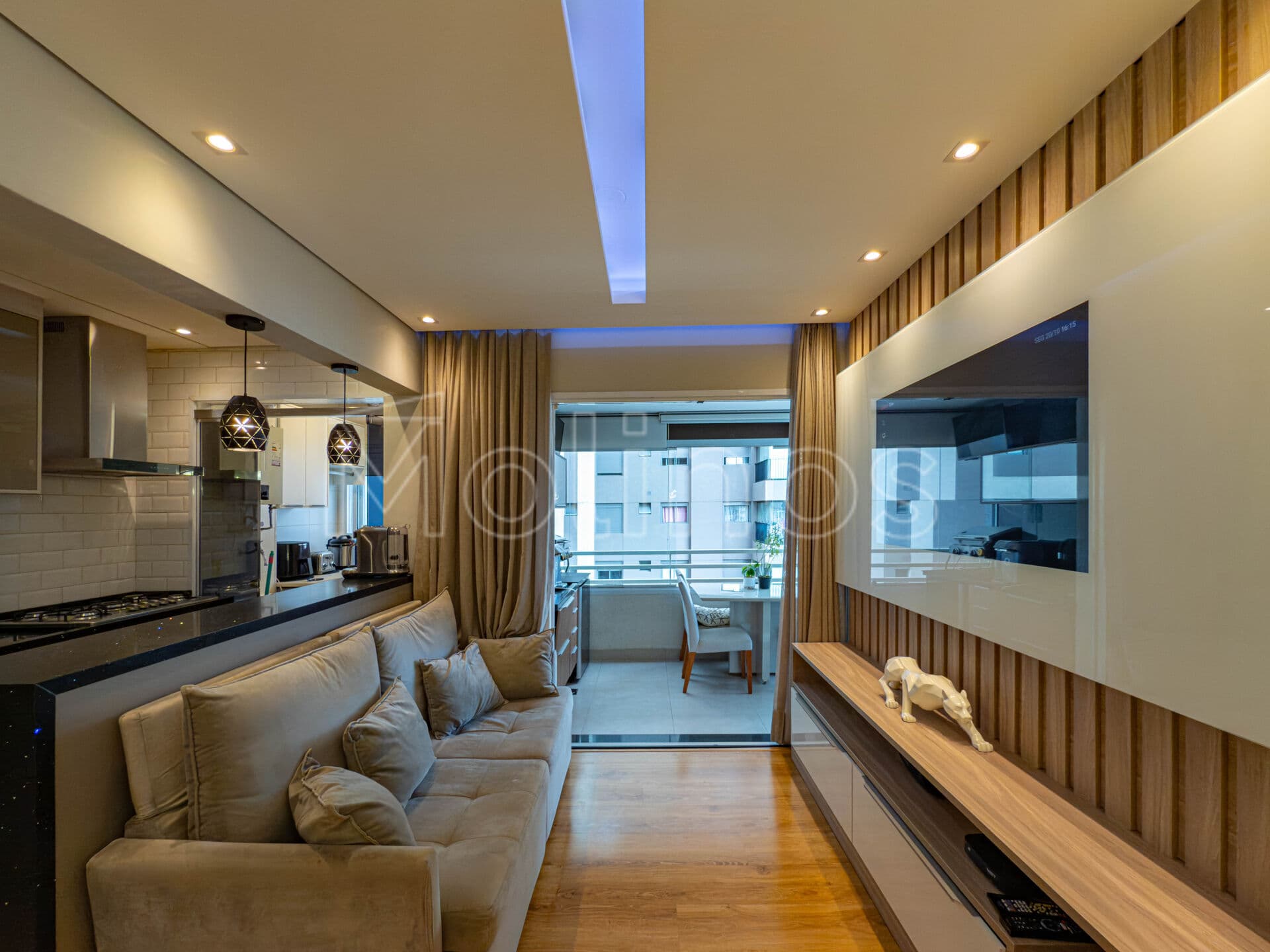 Apartamento de 67m² com 2dormitorios sendo 1 suite e 1 vaga de garagem a venda no Tatuapé