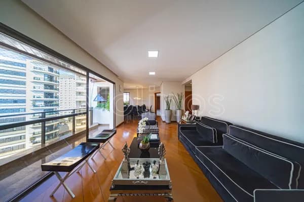 Lindo apartamento *MOBILIADO* à venda com 195 m² , 3 suítes , 3 vagas de garagem