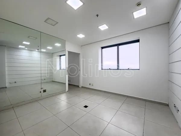 Sala Comercial no Geon 652 – Eixo Platina
