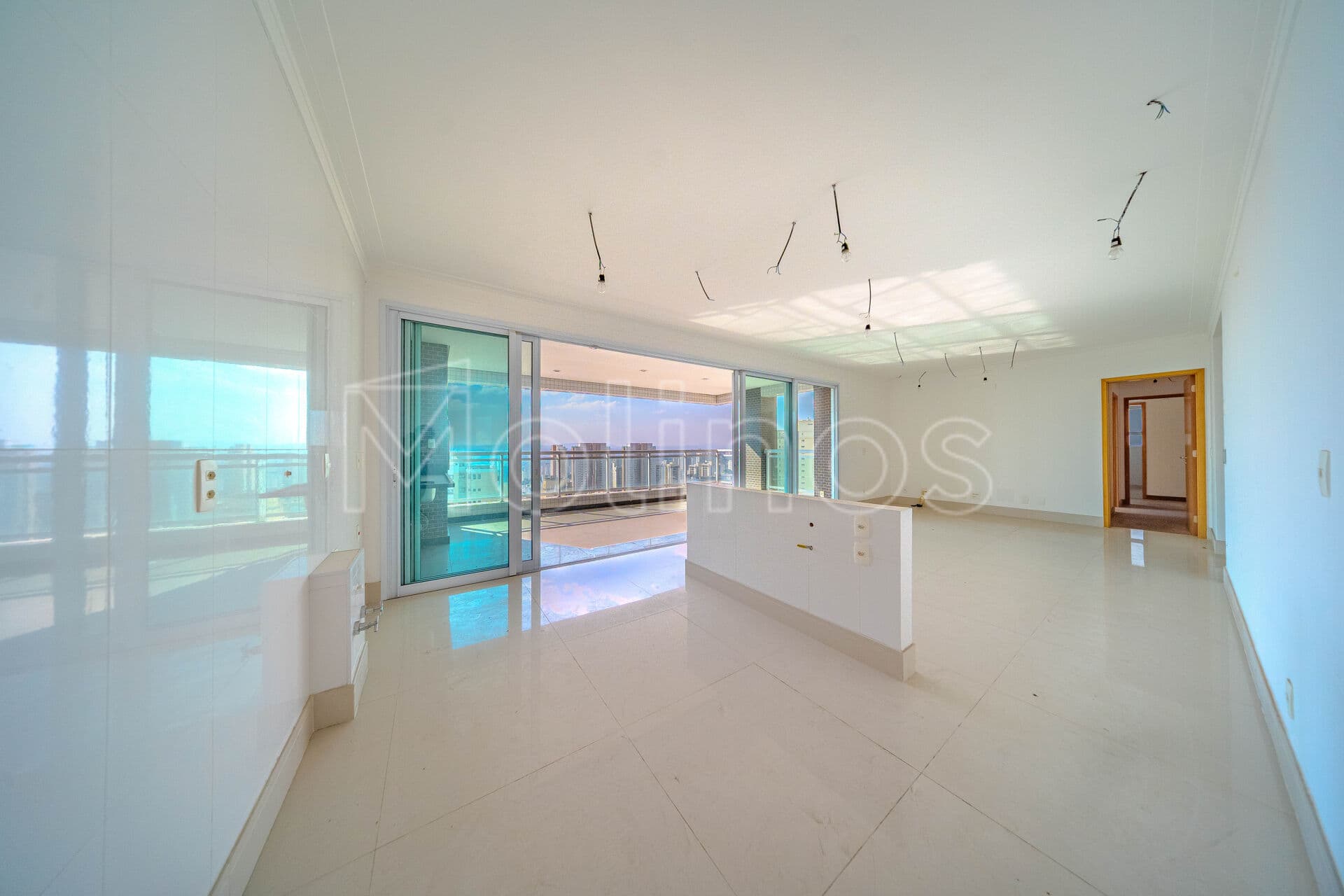 Apartamento à Venda no Tatuapé – 171 m² | Contra piso - 4 vagas
