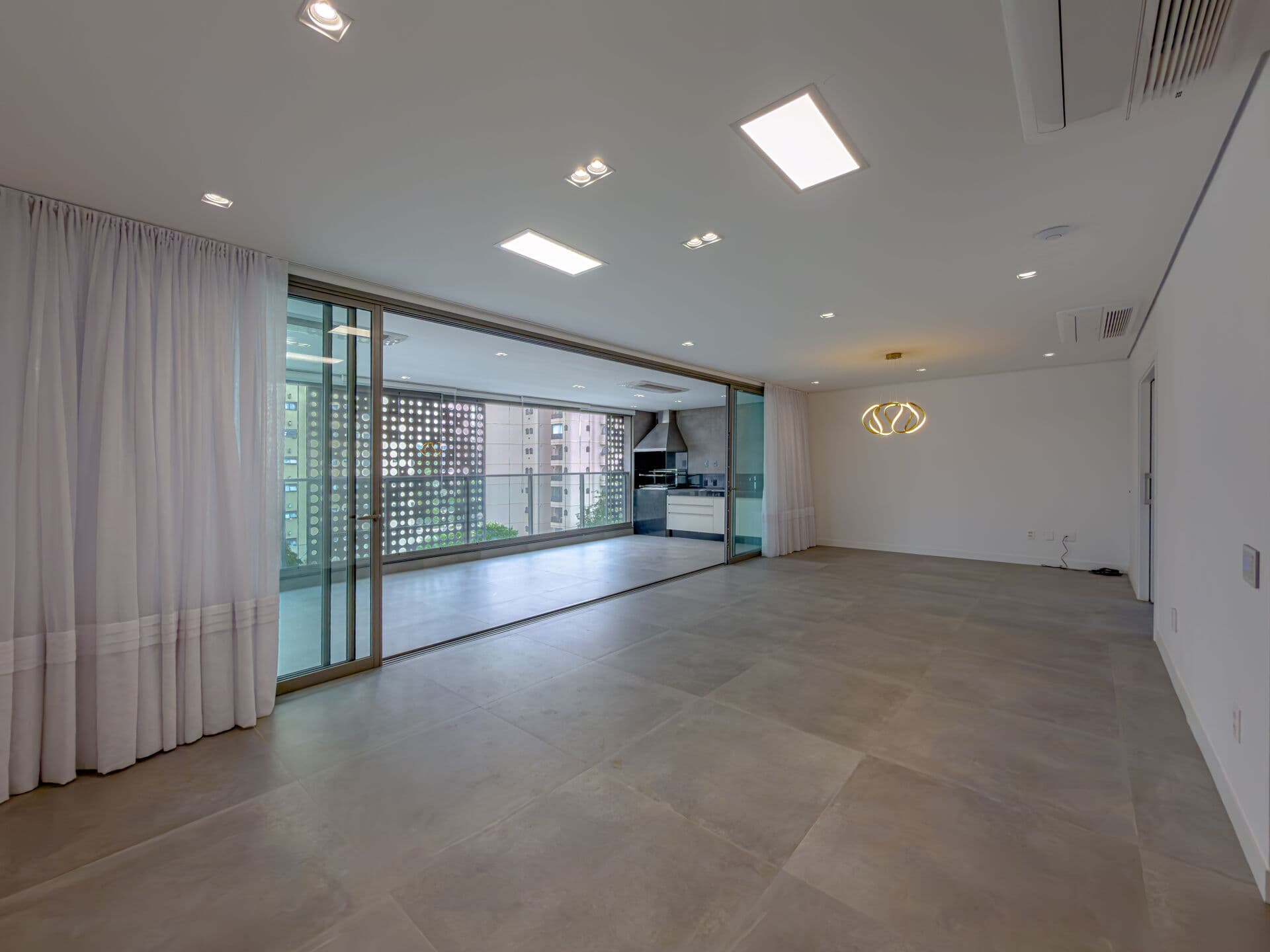 Apartamento com 4 Suítes e Andar Alto no Syrah Anália Franco