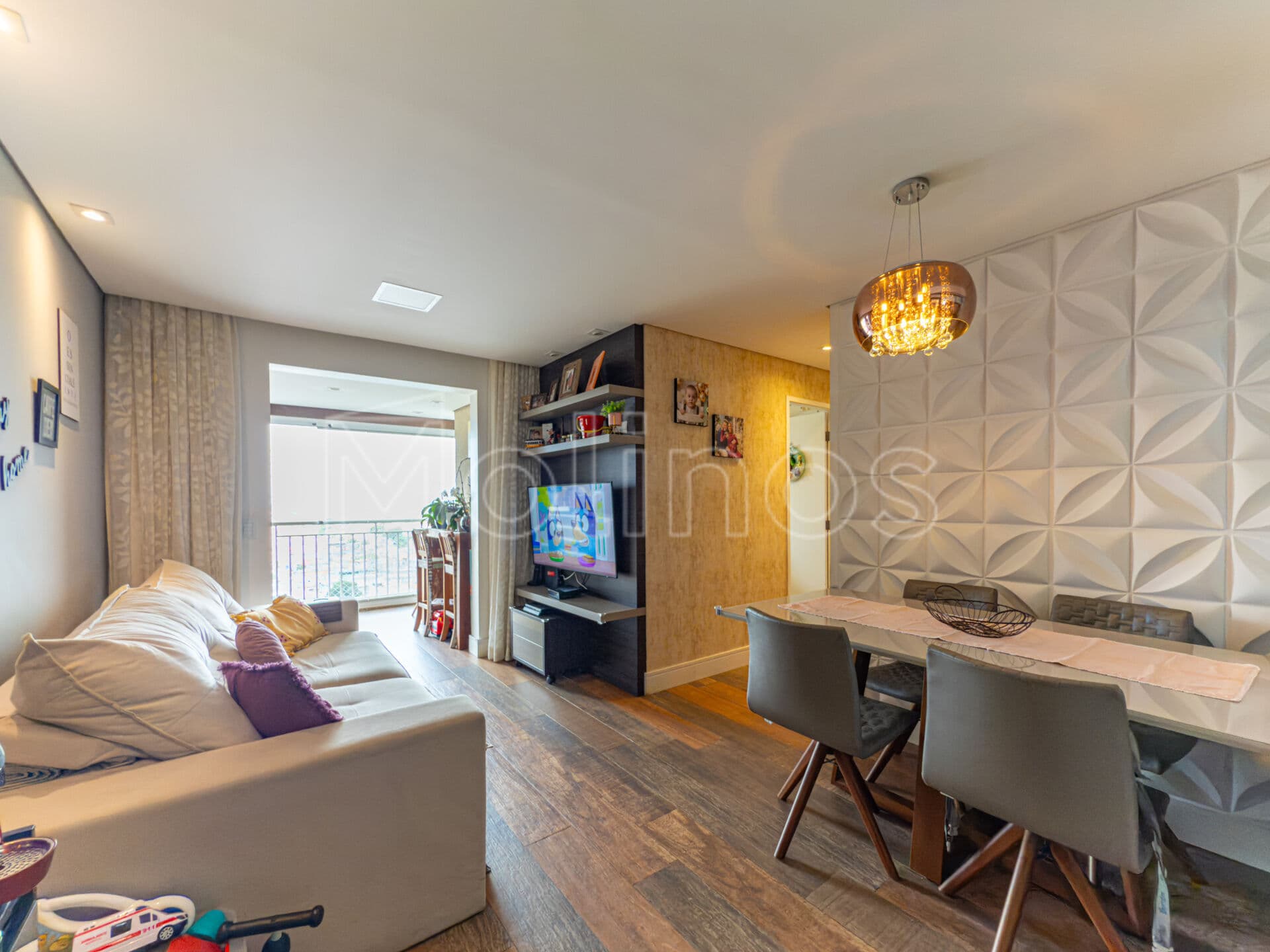 Apartamento de 72m com 2dorm sendo 1suite com closet, 2 vagas de garagem a venda na Vila Formosa