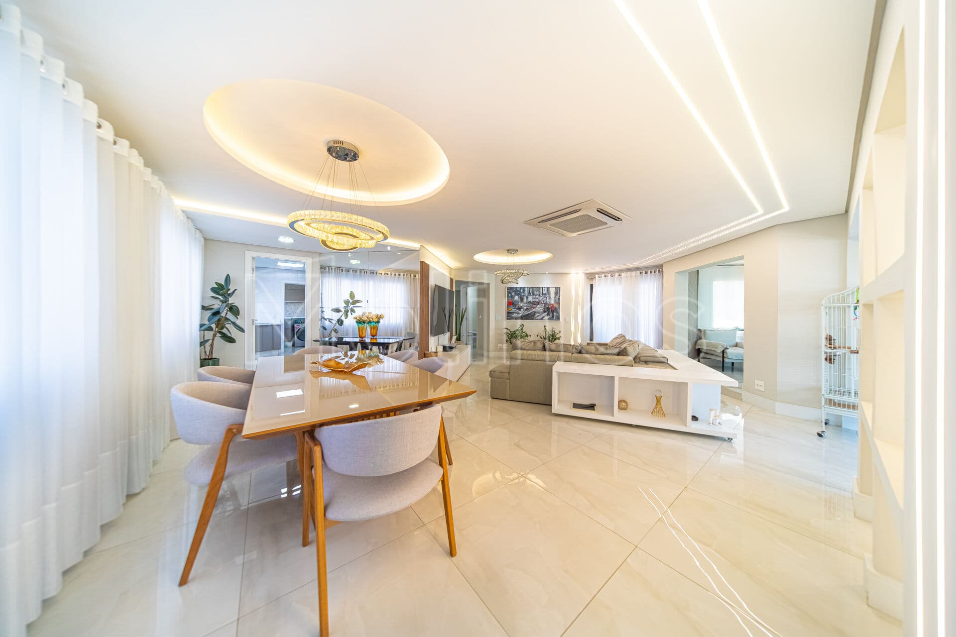 Apartamento Alto Padrão em Vila Regente Feijó, São Paulo/SP