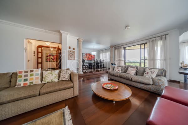 Apartamento Incrível no Conforto de Frente para o Ceret!