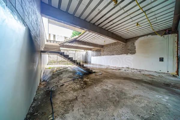 Prédio Comercial para locação na R. Emilia Marengo, 500 m² , 10 vagas de garagem