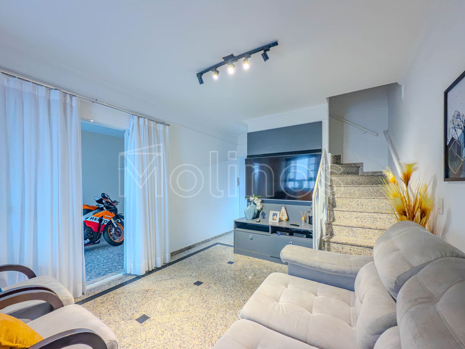 Casa de Condomínio em São Paulo - Vila Carrão