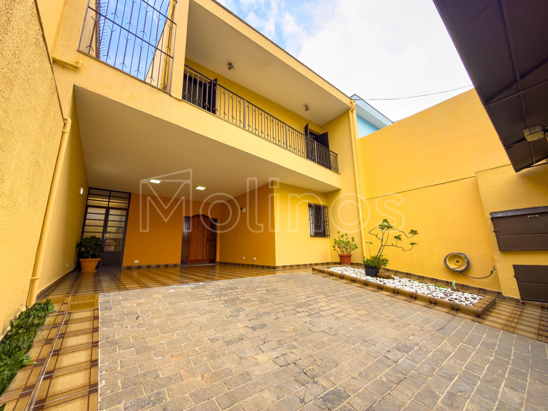 Sobrado 250m² Vila Formosa 4 dorm. (2 suítes) e 4 vagas R$1.200.000