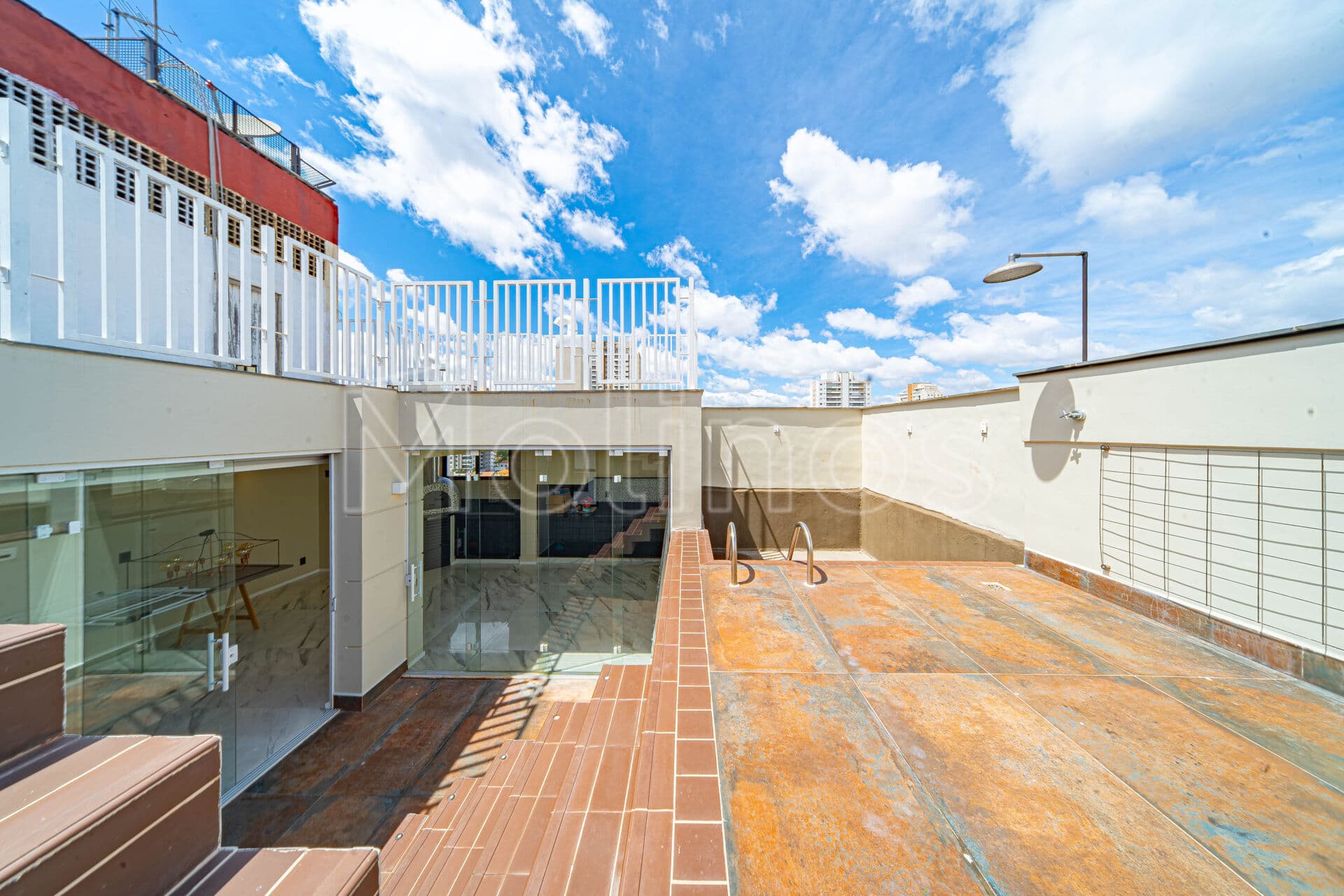 Cobertura á venda no Carrão, 130 m² , piscina , 3 dormitórios , churrasqueira