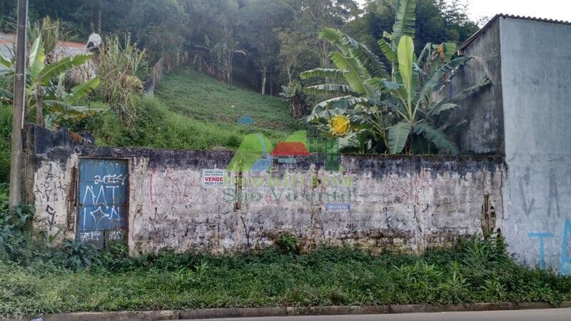 TERRENO COM 765,70 M² - COM ESCRITURA