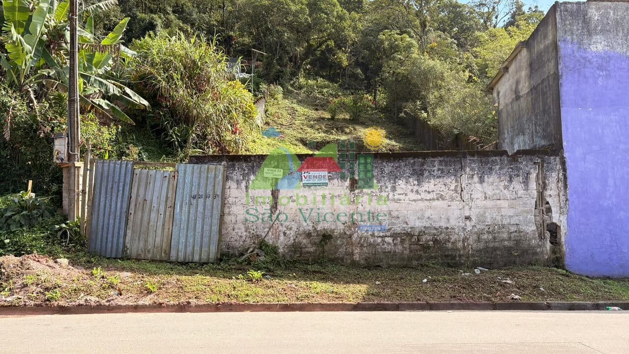 TERRENO COM 765,70 M² - COM ESCRITURA