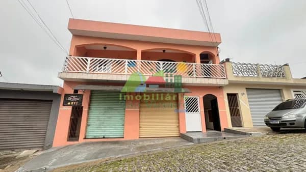 06 CASAS NA PROPRIEDADE + 02 SALÕES COMERCIAIS