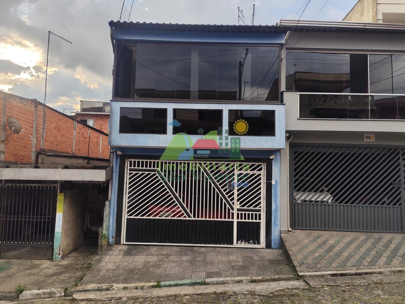 SOBRADO 03 DORM. C/ EDÍCULA
