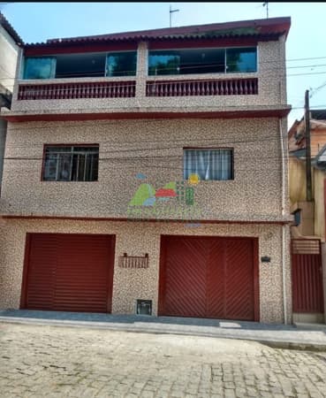 05 CASAS NA PROPRIEDADE - BOM PARA RENDA
