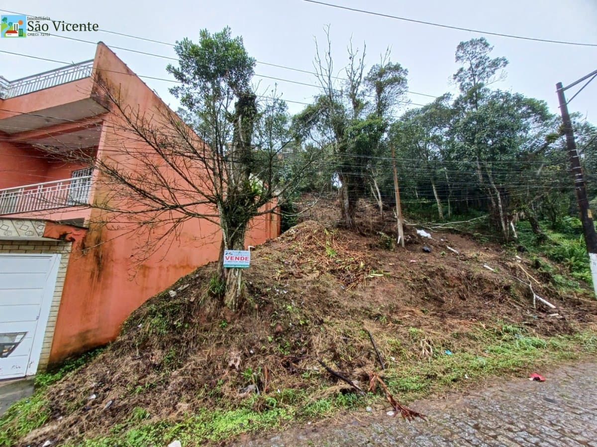 TERRENO 335,50 M² - TOPOGRAFIA ACLIVE - OÁSIS PAULISTA - RGS.