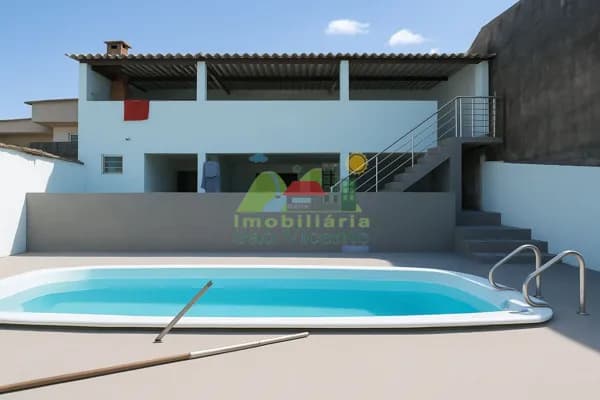 CASA 03 DORM. C/ PISCINA E CHURRASQUEIRA