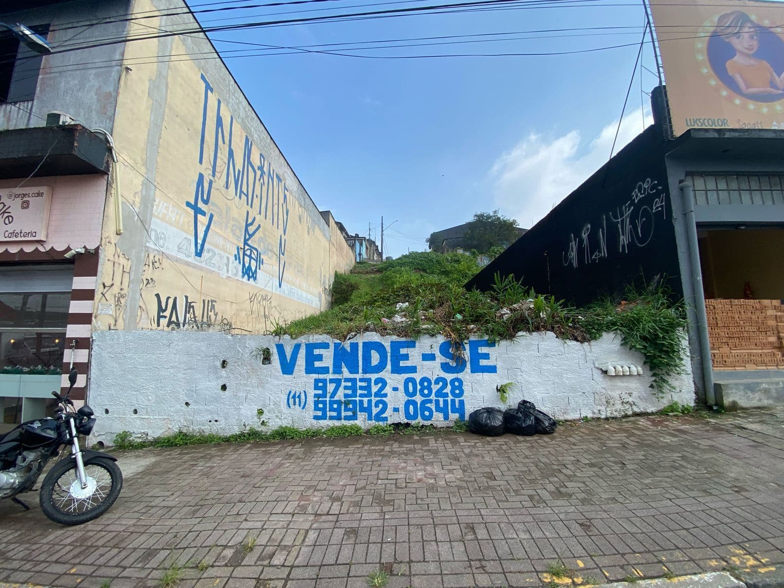 TERRENO FRENTE PARA 2 RUAS - PRÓX. ROTATORIA CENTRAL