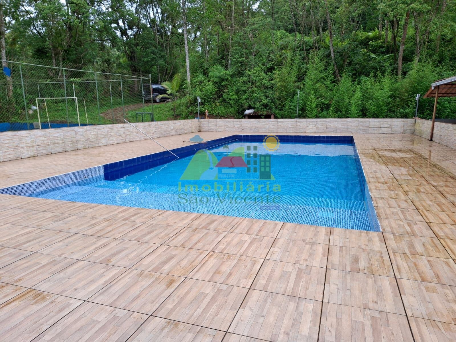 🌿🏡 Chácara 6.552 m² com 🏊 Piscina, ⚽ Campo e 🐟 Lago 🌳✨