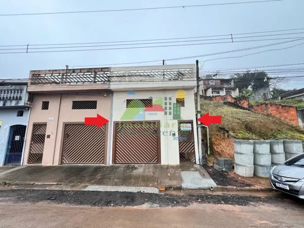 Casa Sobreposta com 2 Dormitórios e Edícula – Ribeirão Pires!
