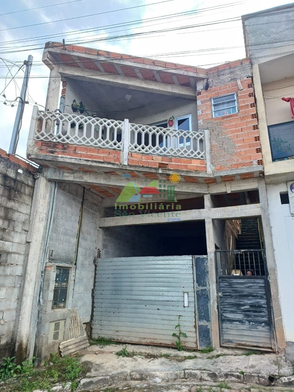 02 CASAS + SALÃO/GARAGEM