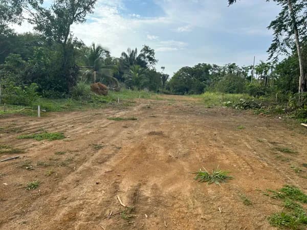 Lote/Terreno em Iranduba - Centro