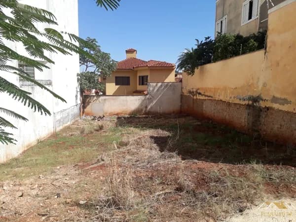 Terreno à venda no Bairro Planalto Verde - Ribeirão Preto/SPr