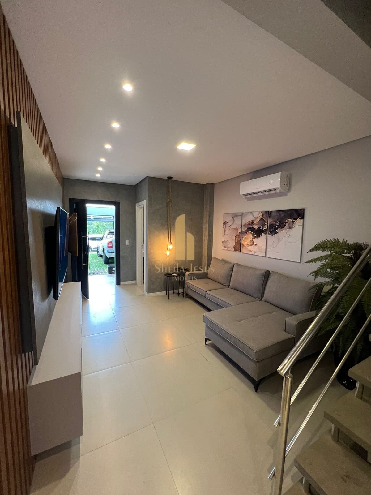 Sobrado Triplex de Alto Padrão Praia de Bombinhas/SC