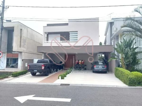 Casa no Condomínio Edelweiss