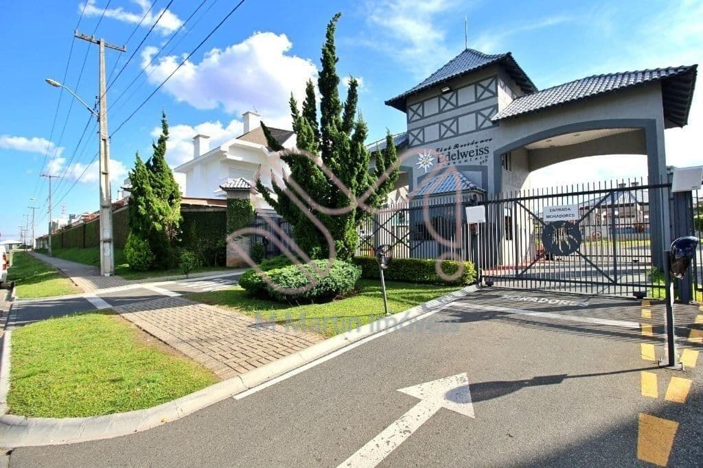 Casa no Condomínio Edelweiss