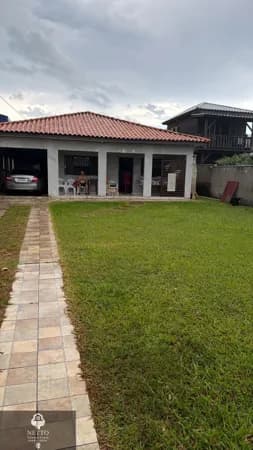 Casa Ampla com 5 Quartos – Balneário Rincão (Zona Velha)