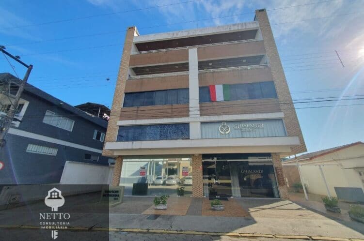 Sala Comercial Térrea com Mezanino no Coração de Nova Veneza