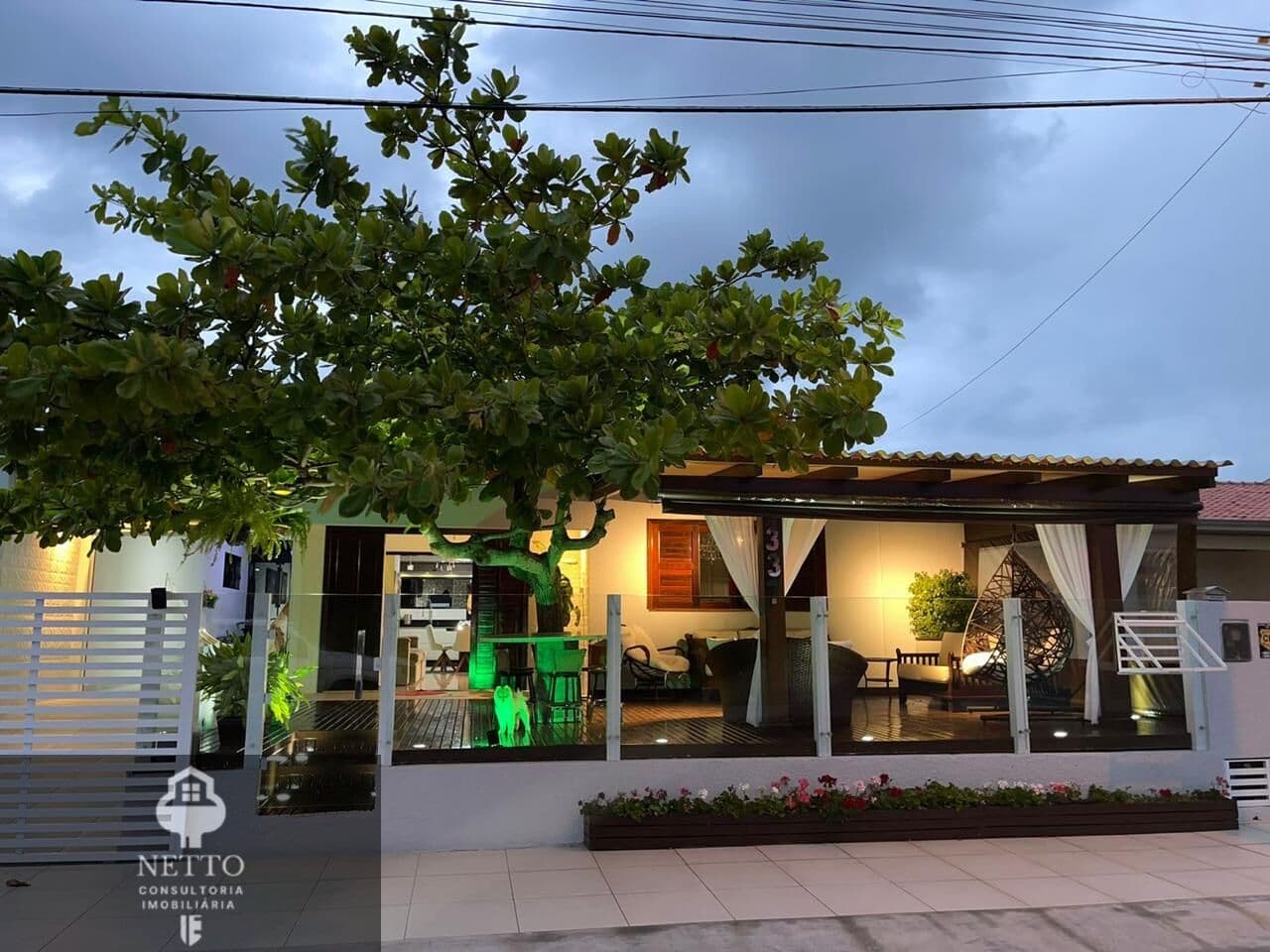 Casa na Rua do Antigo Verdão, a apenas 5 quadras do mar.