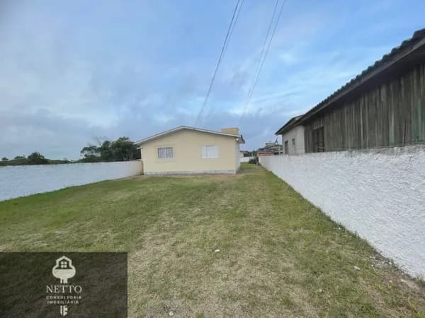 Casa com Piscina