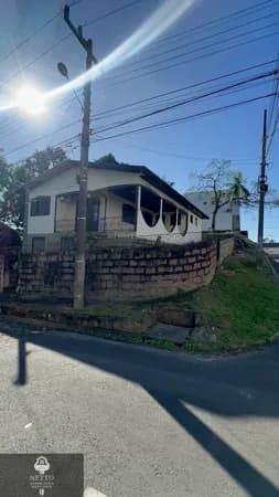 Casa EM FRENTE A UPA DO RIO MAINA