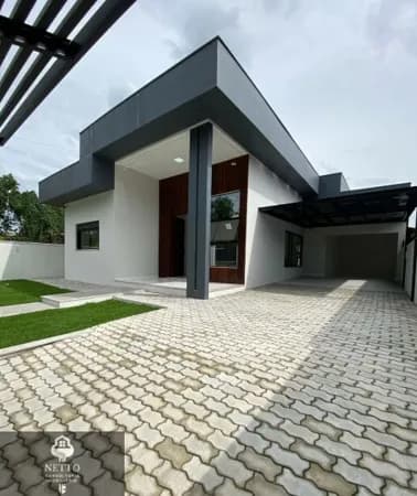 Casa alto padrão a venda no bairro Santa Barbara em Criciúma/SC