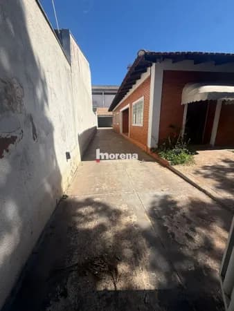 Casa em Umuarama - Zona I