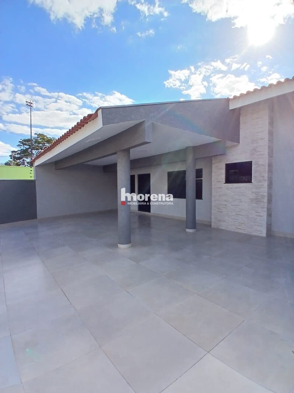Rua Jandaia, N°4777 - Zona III - Umuarama, PR.