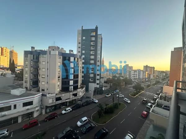 Apartamento 3 dormitórios na Av. Pátria