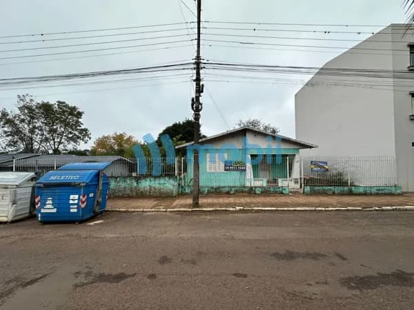 Terreno de 1.347,73 no centro de Carazinho!