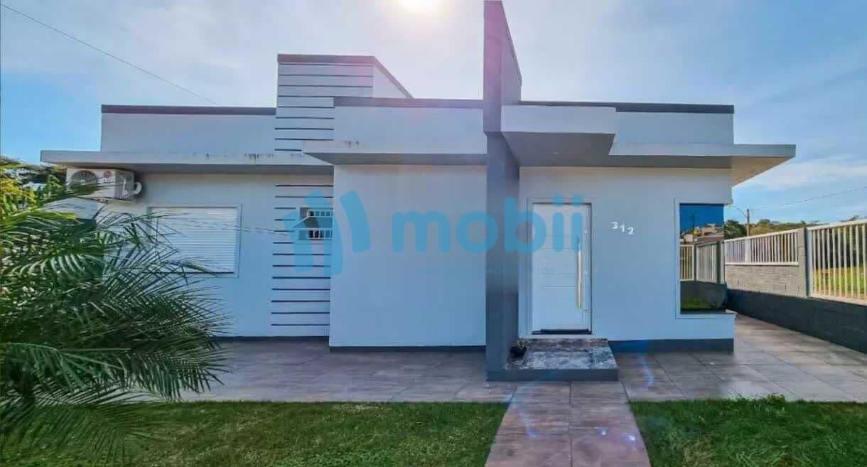 Casa linda com piscina!
