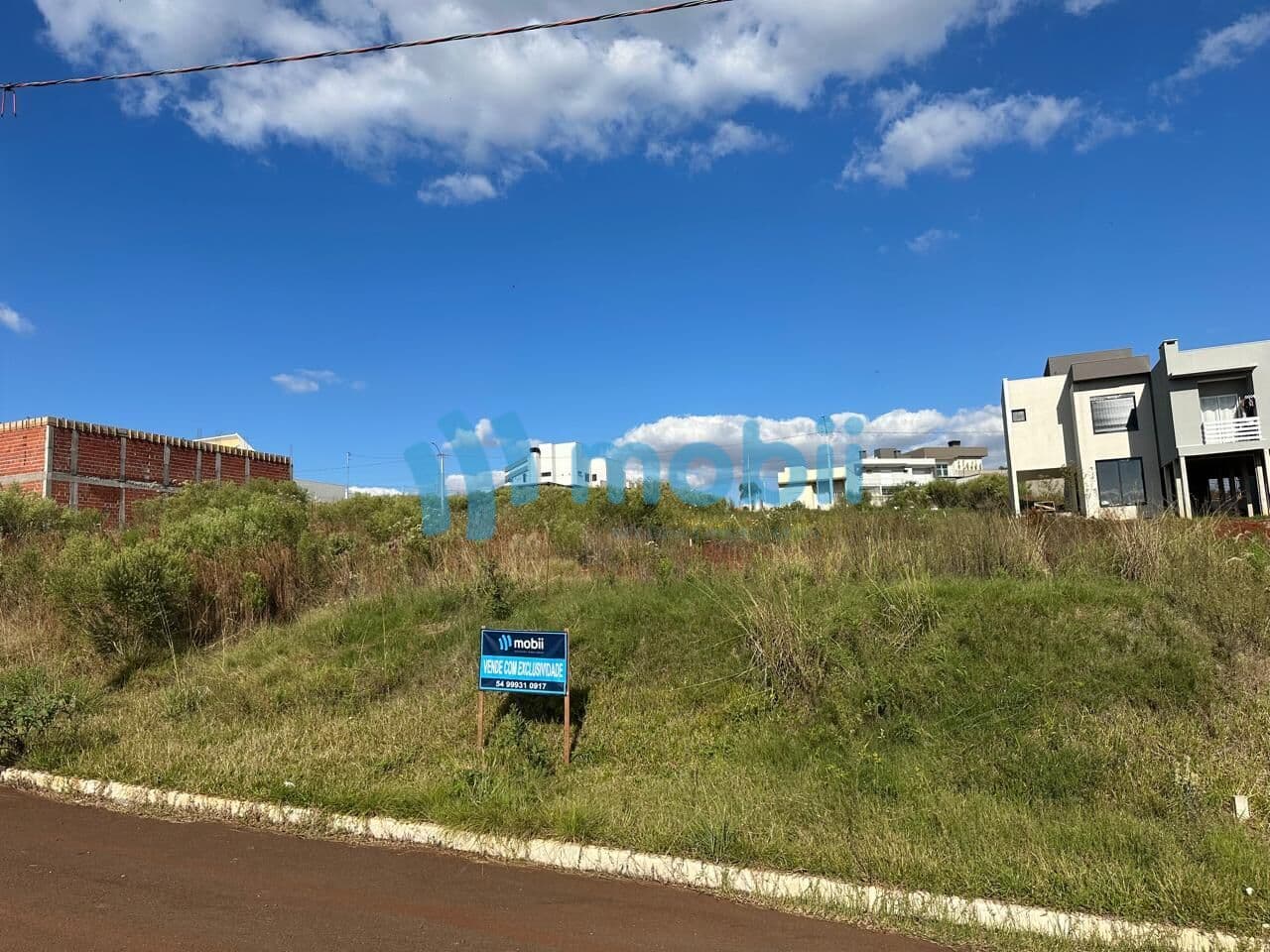 Terreno no Morada da Pátria, pronto para construir